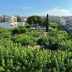 Charming דירה